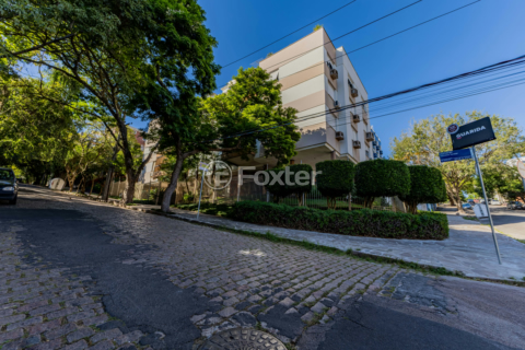 Image 30 - 104307