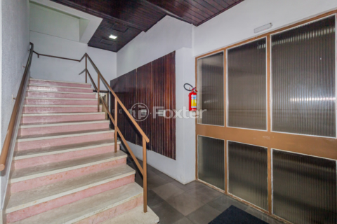 Image 36 - 878165