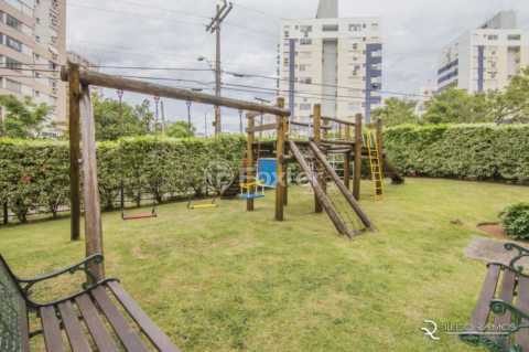 Image 49 - 287999