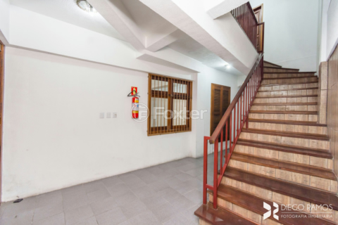 Image 32 - 202782