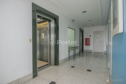 Image 38 - 1012203