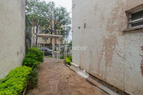 Image 37 - 852193