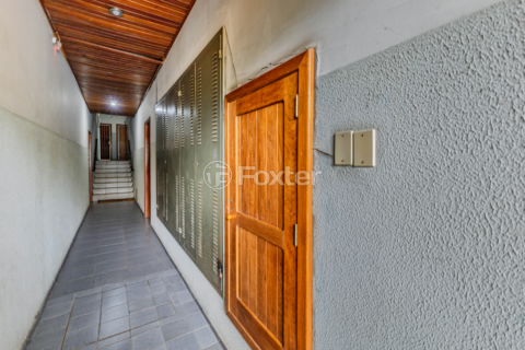 Image 21 - 987024