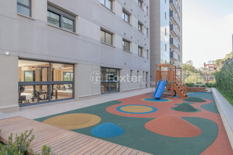 Image 16 - 205218
