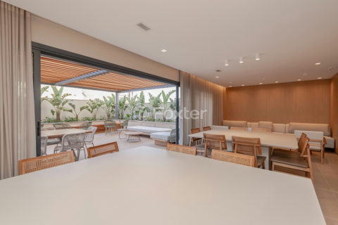 Image 6 - 205218