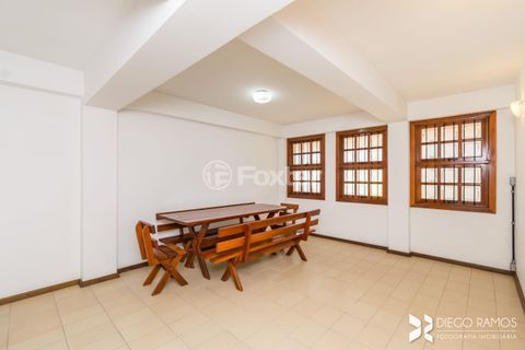 Image 23 - 1005776