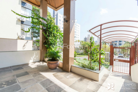 Image 32 - 954734