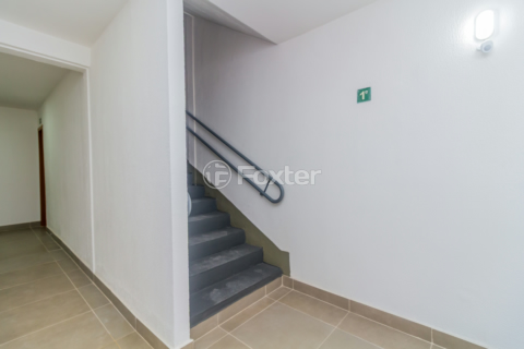 Image 34 - 968221