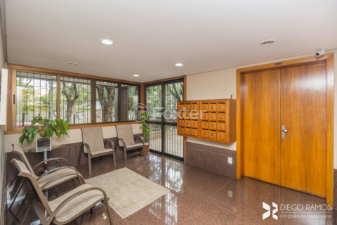 Image 37 - 1014306