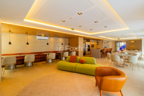 Image 44 - 225318