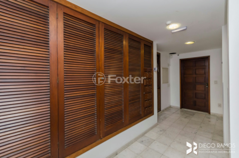 Image 34 - 1013333