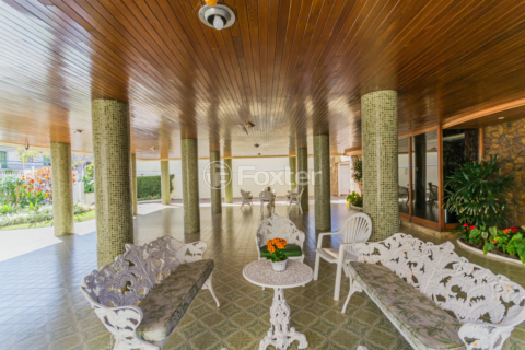 Image 30 - 657724