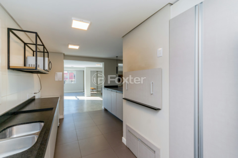 Image 31 - 980463