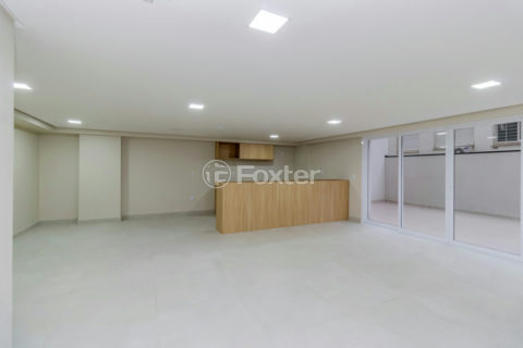 Image 27 - 1009024