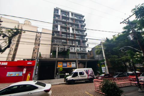 Image 86 - 940674