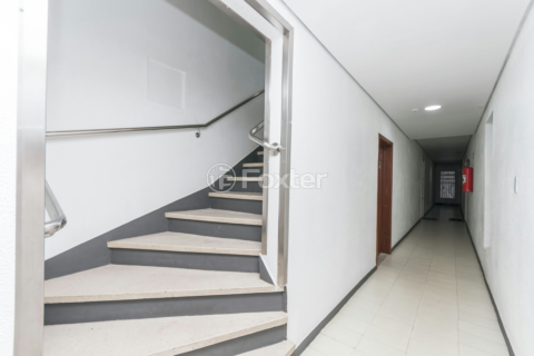 Image 47 - 1006759