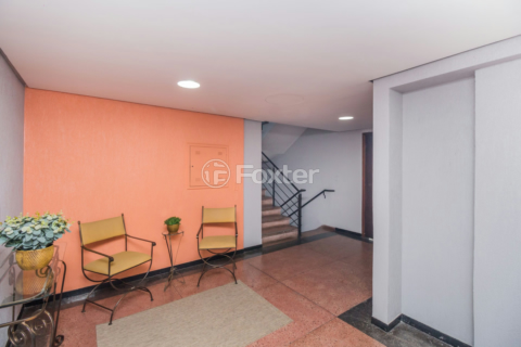 Image 32 - 1017779