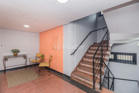 Image 35 - 1017779
