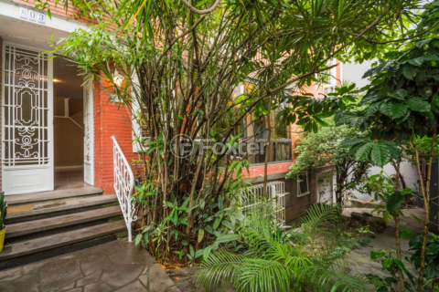 Image 32 - 989786