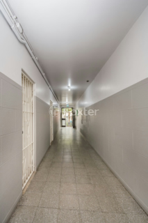 Image 36 - 988100