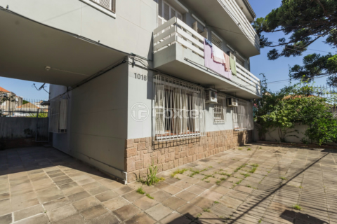 Image 26 - 214005
