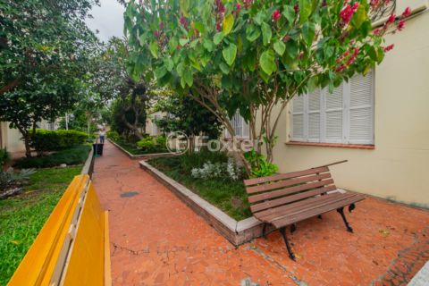 Image 33 - 992575