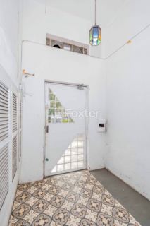 Image 32 - 217865