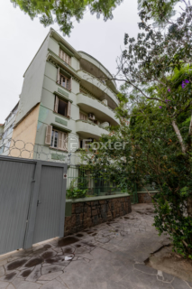 Image 41 - 984230
