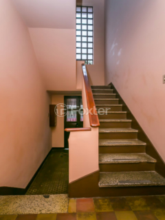 Image 22 - 966340