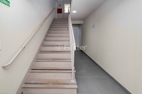 Image 65 - 953196
