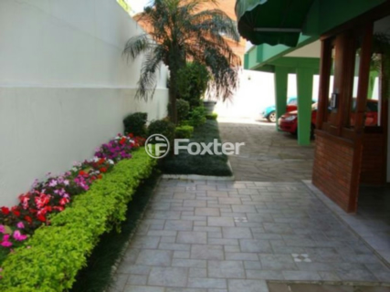 Image 33 - 822374