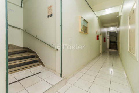 Image 23 - 854575