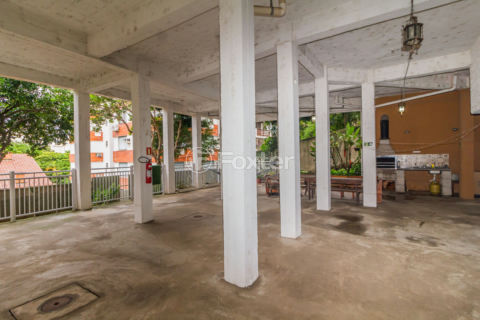 Image 39 - 310002