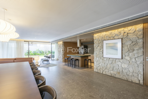 Image 17 - 225132