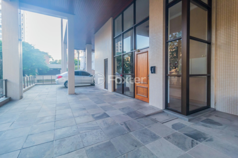Image 39 - 897625