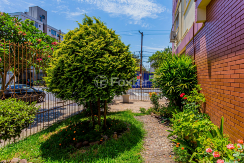 Image 45 - 1016415
