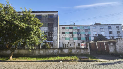 Image 17 - 1011205