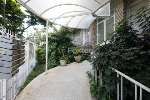Image 8 - 1013667