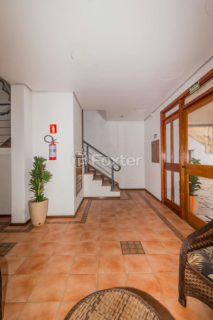 Image 27 - 818380