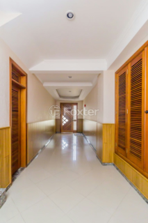 Image 33 - 997171