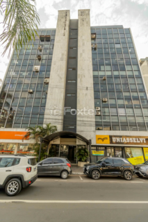 Image 11 - 1016327