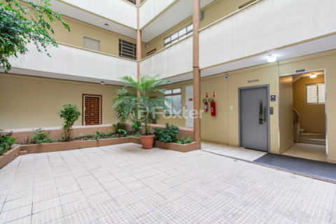 Image 31 - 931879