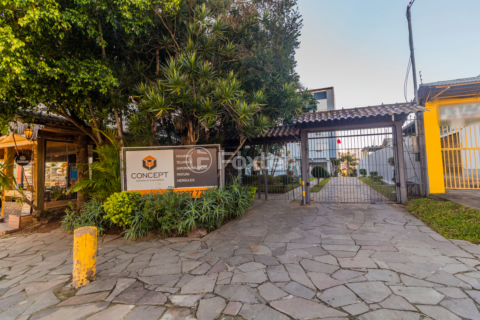 Image 43 - 869323
