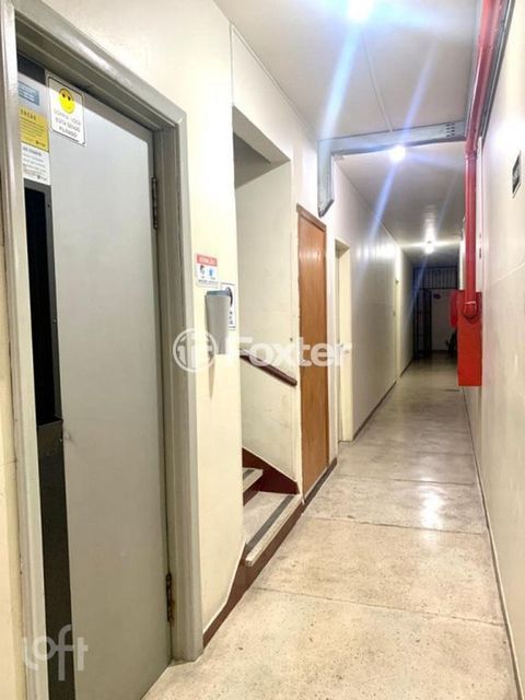 Image 31 - 1006842