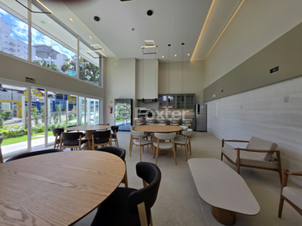 Image 17 - 274327