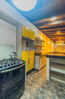 Image 32 - 240522