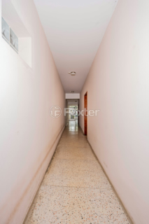 Image 30 - 1006931