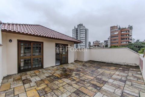 Image 37 - 1018907