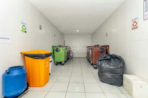 Image 39 - 998684