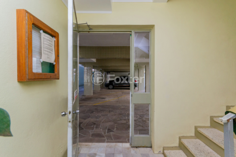 Image 23 - 989771